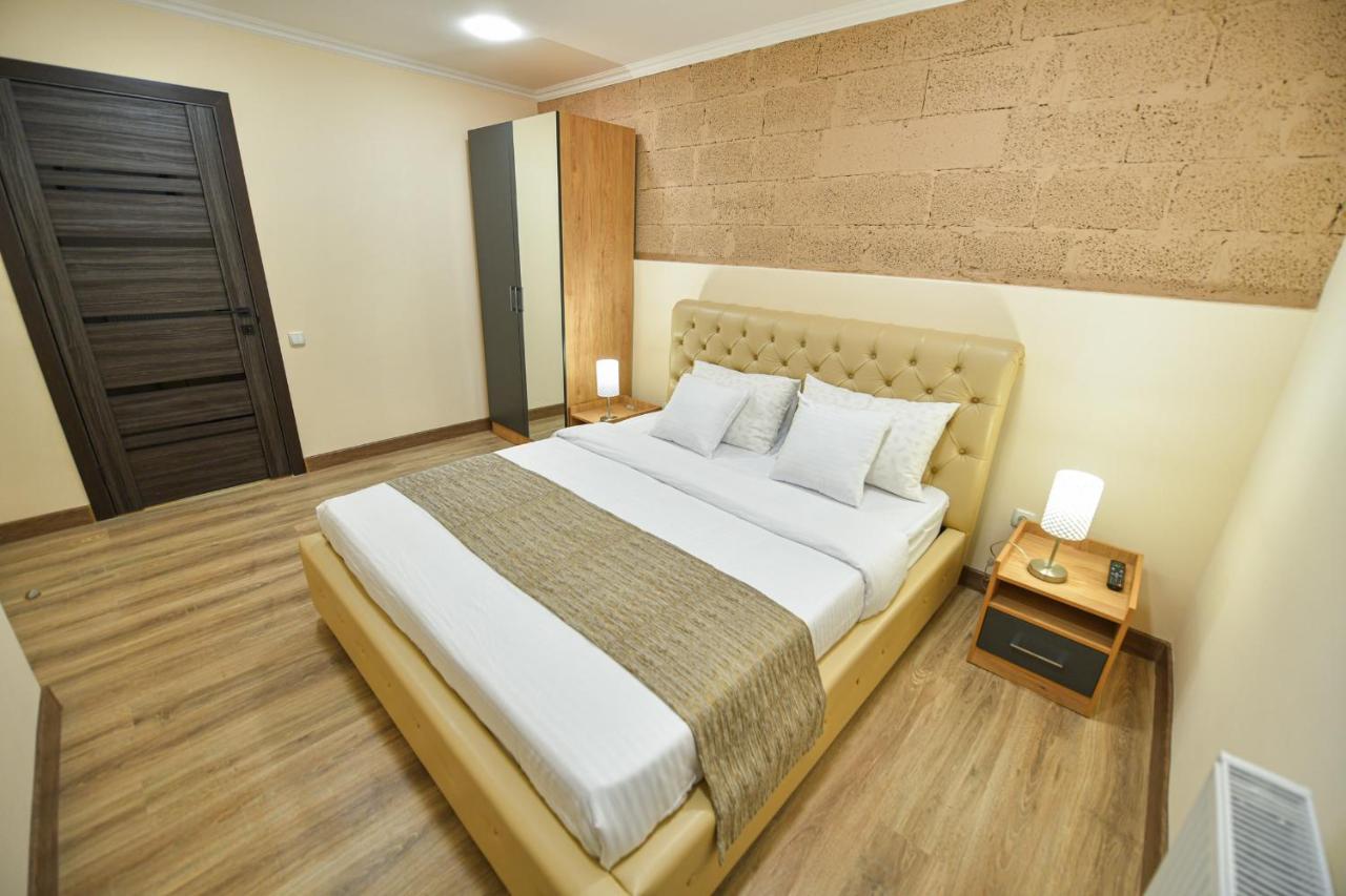 Madin Eco Hotel Debed ภายนอก รูปภาพ