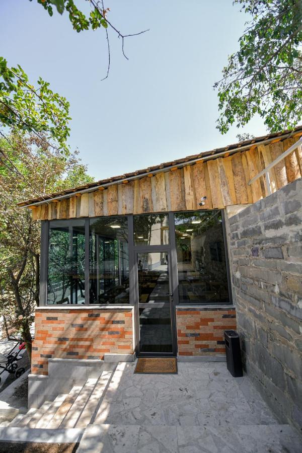 Madin Eco Hotel Debed ภายนอก รูปภาพ